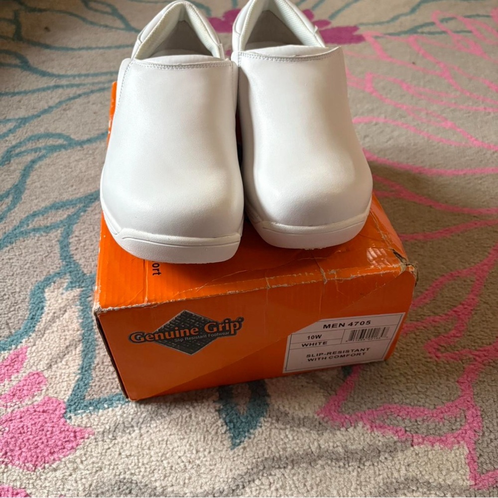 Genuine Grip Slip Resistant Shoes 10W